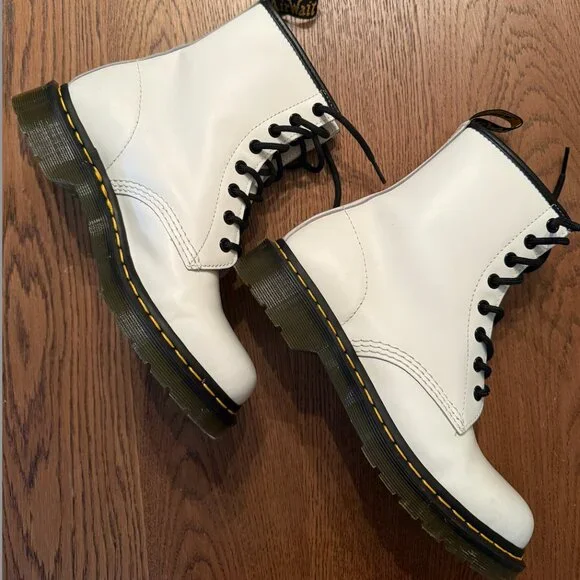 Dr. Martens 1460 Smooth Leather Lace Up Boots - Picture 2 of 6